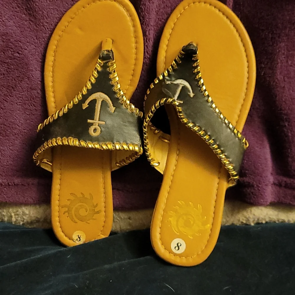 Simply southern Anchor - Picture 1 of 6